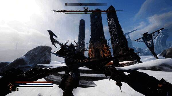 角色定制界面展示，多个可选职业与外观自定义选项清晰呈现