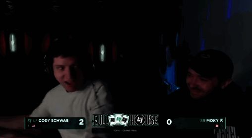 战斗场景中的特定舞台区域，显示可能存在BUG的位置