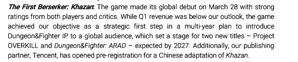 《第一狂战士：卡赞》游戏内Boss战斗画面，两名巨型敌人正与角色激烈对抗