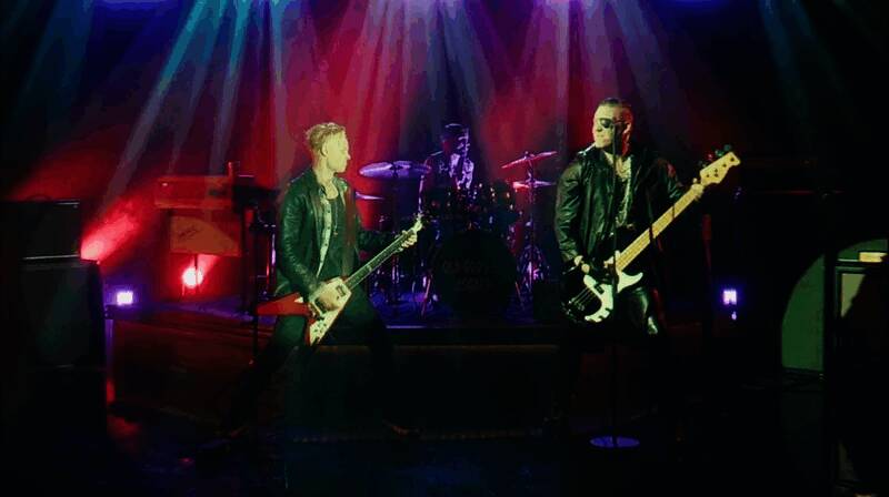 多人协作模式界面预览，团队配合战术策略清晰可见