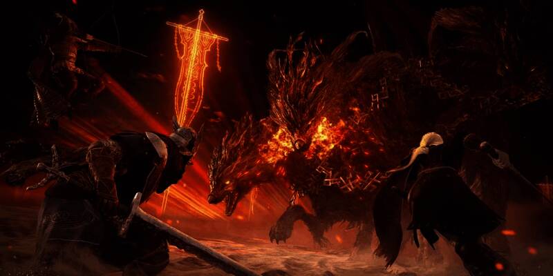 《艾尔登法环：黑夜君临》游戏场景，黑暗氛围浓厚，角色在废墟中穿行