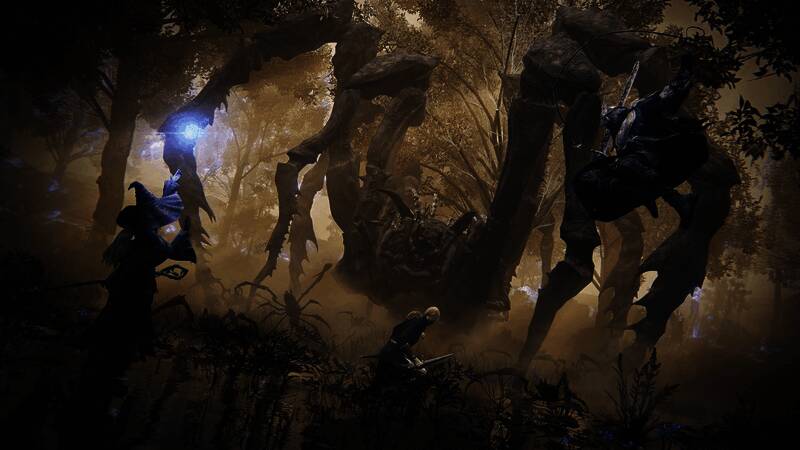 Boss战场景展示，巨型敌人挥舞武器，场面震撼