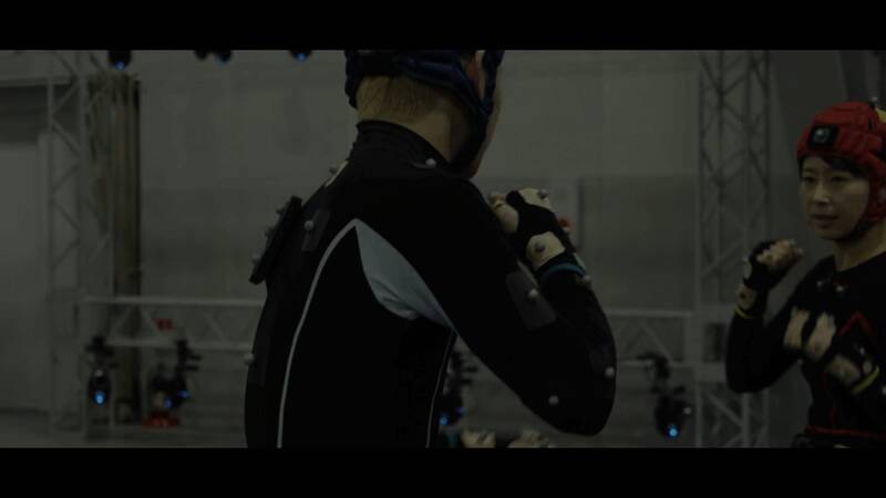 游戏战斗场景截图，角色动作流畅，特效逼真