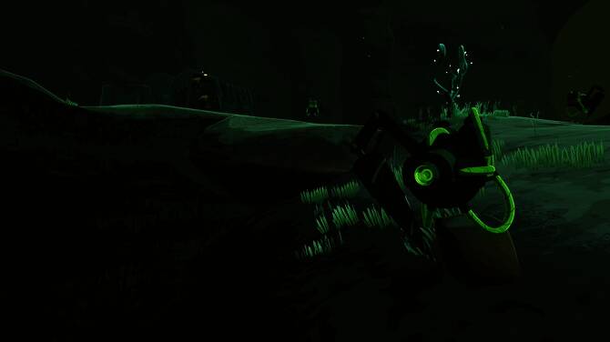 新敌人设定图展示，融合金属与生物科技的怪异生物形象