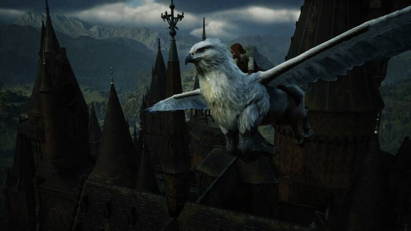 霍格沃茨图书馆内部，书架林立，气氛静谧