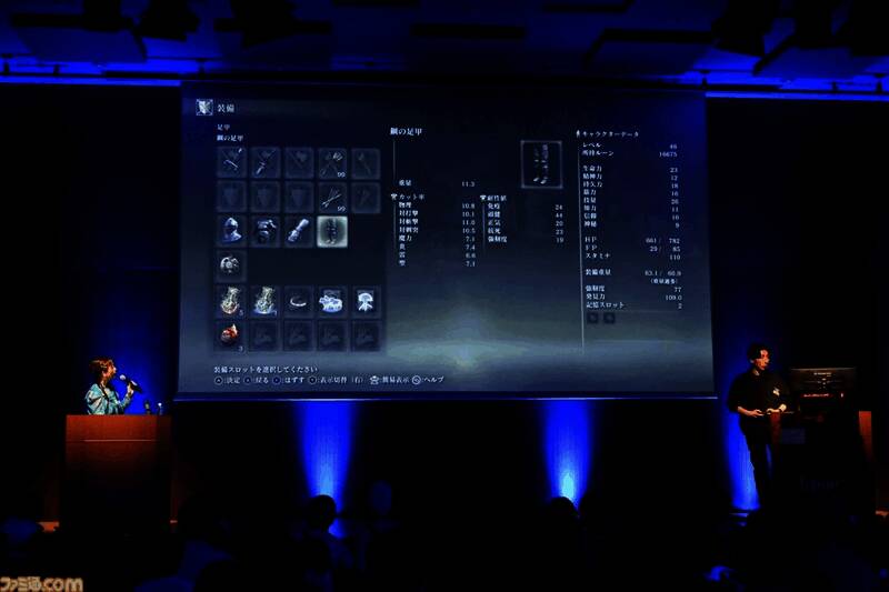 角色技能释放瞬间，光影效果极具冲击力