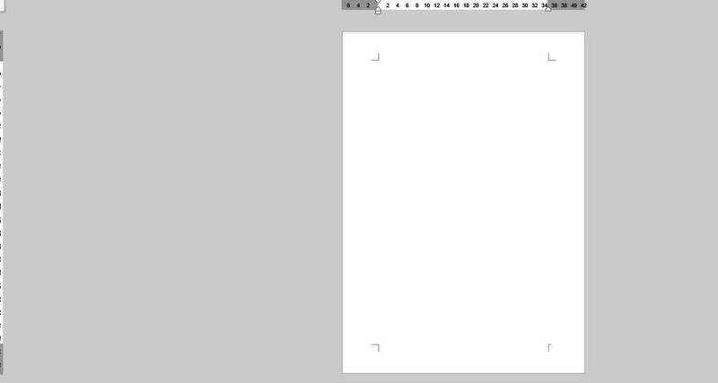Word文档中双击页眉位置进入编辑状态的界面截图