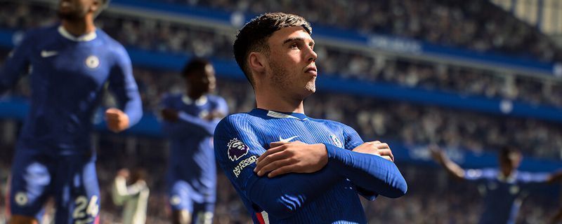 EA SPORTS FC 26游戏封面图，绿茵场上球员奔跑动态十足，画面充满竞技感