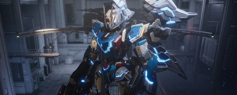 《解限机》卢米纳尔机甲应用飞翼零高达涂装后的3D展示图，机体以灰白为主色调，飞翼边缘泛着蓝色光效，细节处可见红金配色装饰