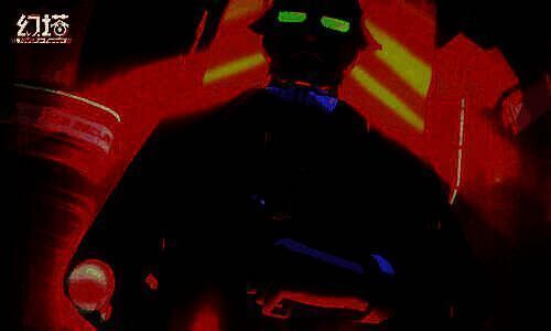 阿斯拉达身穿定制西装站在高楼顶端俯瞰城市，光影勾勒出他孤独而坚定的身影