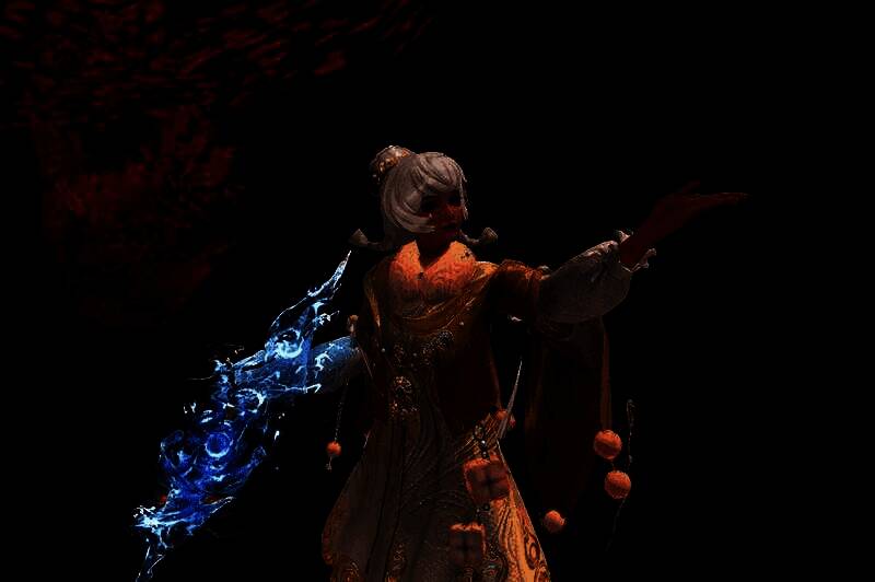 《天下》手游女款【琅琅环佩】全身展示，金黄裙装缀满精致金饰，下摆流动云纹，行走间光彩夺目