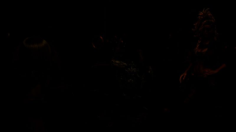 《怪物猎人：荒野》游戏画面，猎人手持太刀与巨型飞龙类怪物激烈交战，场景充满动态张力