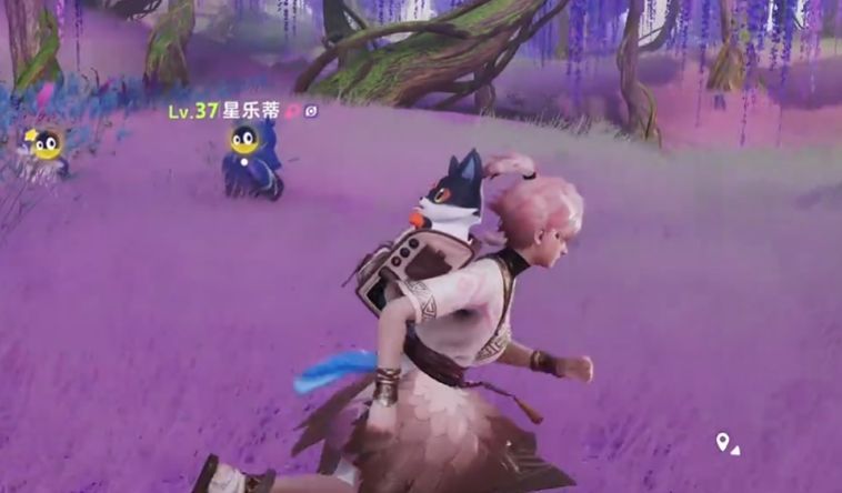 星乐蒂角色立绘展示，外形如小精灵般可爱，双翼展开呈现淡蓝色光芒，悬浮于空中