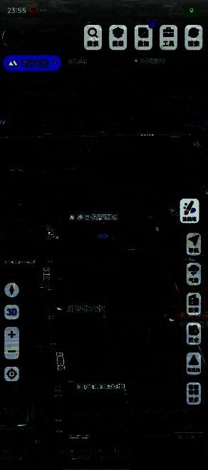 APP主界面中突出显示【街景】功能按钮，操作指引清晰直观