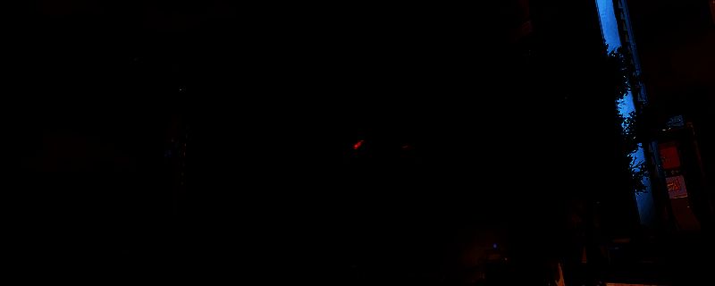 《绝地潜兵2》游戏中舰桥战略装备界面展示，包含轨道毒气攻击、电磁冲击波等多种选项