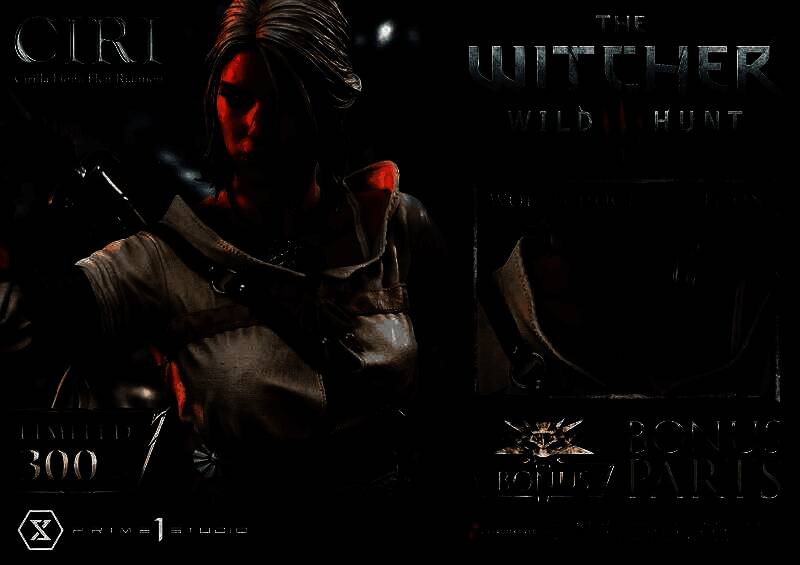 雕像侧面视角，展现服饰褶皱与武器悬挂细节