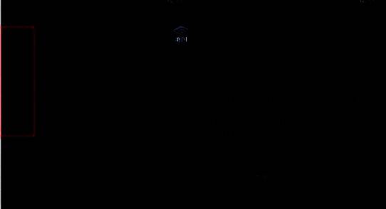 瓷器娃娃被放置在老式秤盘上，秤杆倾斜，旁边摆放着红色纸扎剑