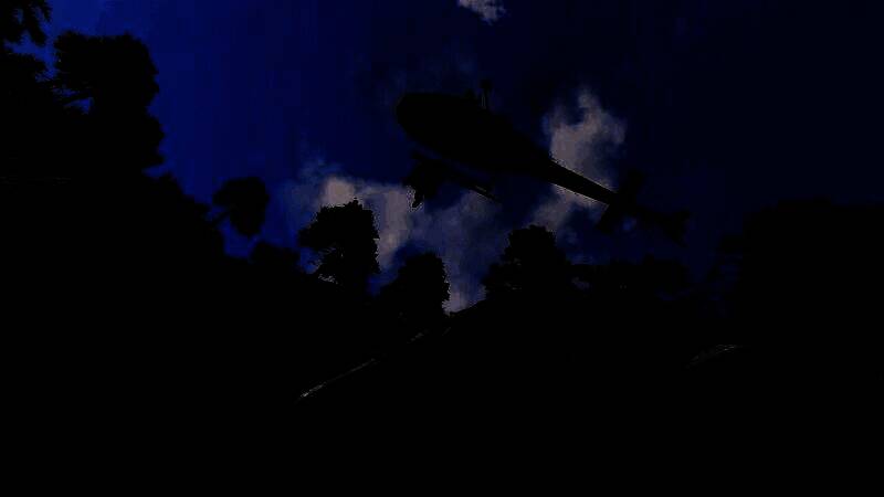 《微软飞行模拟2024》游戏界面截图，展示高空飞行视角下的城市地貌与云层细节