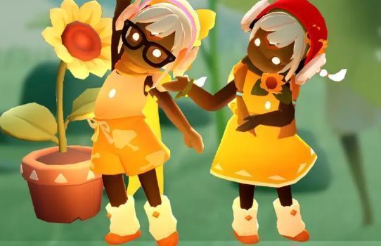 光遇向日葵连衣裙与套装展示图，角色身穿黄色系服饰，配件细节清晰可见