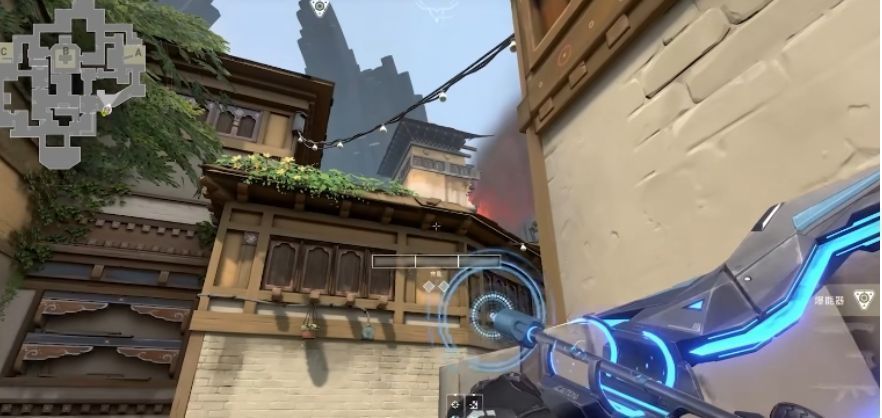 猎枭释放大招，三道能量光束穿透墙壁，敌人被击中倒地