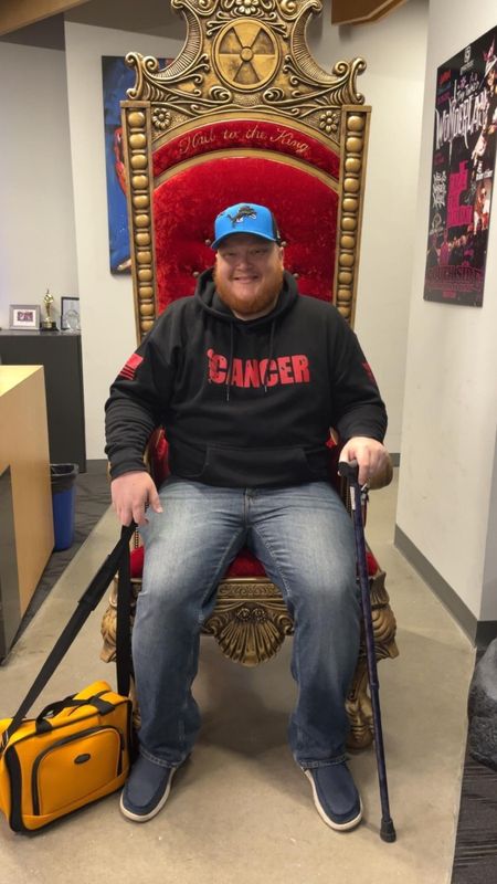 Reddit帖子截图，McAlpine发文感谢Gearbox，下方大量网友留言‘泪目’‘致敬’