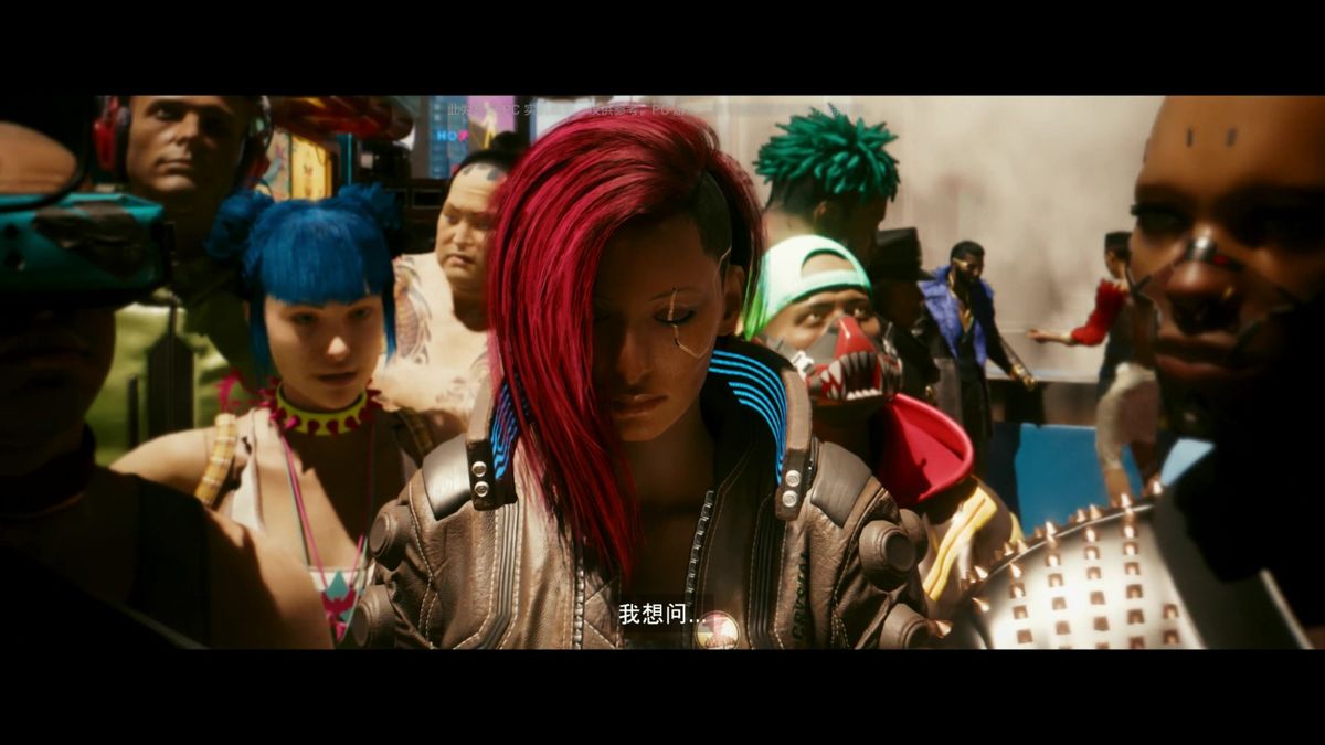 游戏内角色V站在高楼边缘俯瞰夜之城，背景是巨大的全息广告和飞行车辆