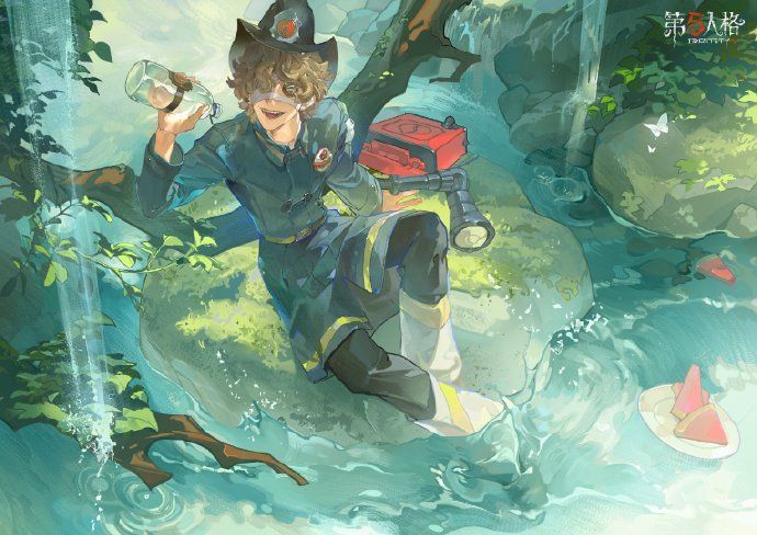 活动现场全景图，人群熙攘，装饰充满夏日荷塘与萤火元素，氛围热烈