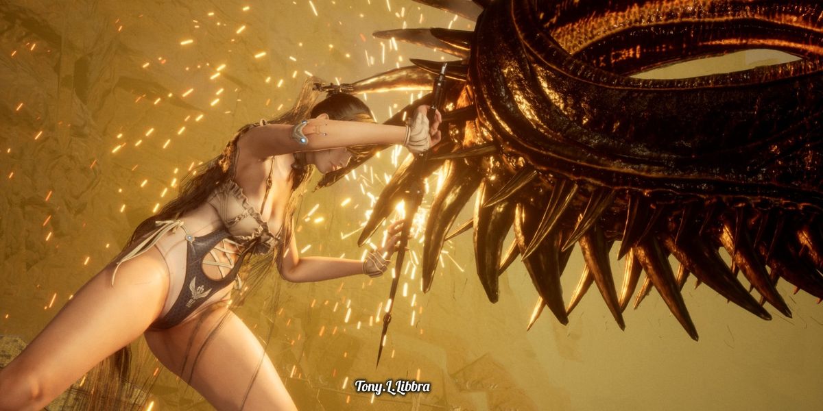 角色正面特写，眼神凌厉，妆容精致，头饰细节清晰，光影突出面部轮廓