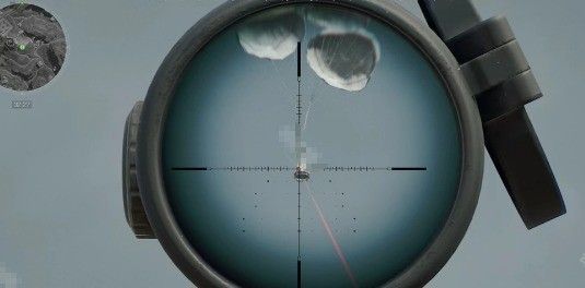 游戏地图上显示菱形空投标记，周围有玩家角色图标向其移动