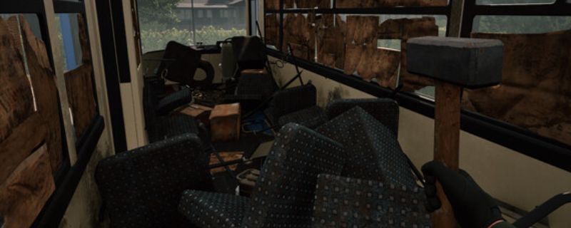 《巴士翻转模拟机》游戏主界面展示，一辆双层巴士停在斜坡起点，背景为卡通风格的挑战关卡场景