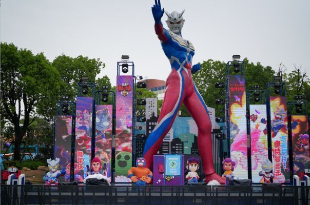 2024《荒野乱斗》中国锦标赛决赛现场全景，舞台绚丽，观众热情高涨