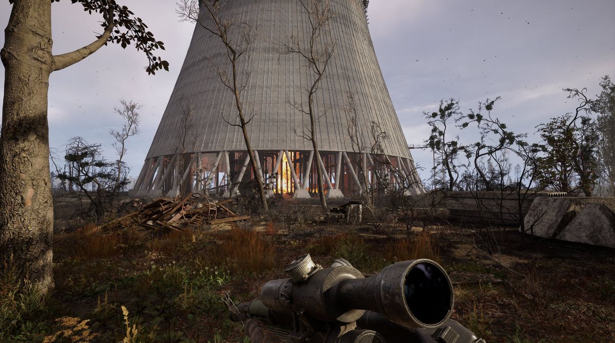 游戏中的废弃游乐场旋转木马，在夜色中显得格外阴森