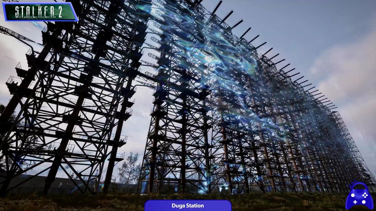 游戏中泳池区域，水体与结构还原真实状态