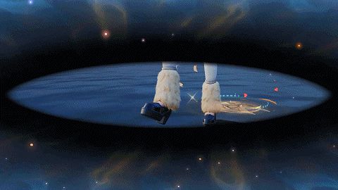 匣中少女身穿天蓝色围裙裙装，手持记账本站在货架前微笑，身后是摆满五颜六色魔法罐头的柜台