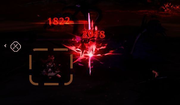 战斗实机画面，角色“安可”与“散花”快速切换，技能特效交织，展现合轴操作的流畅连贯性