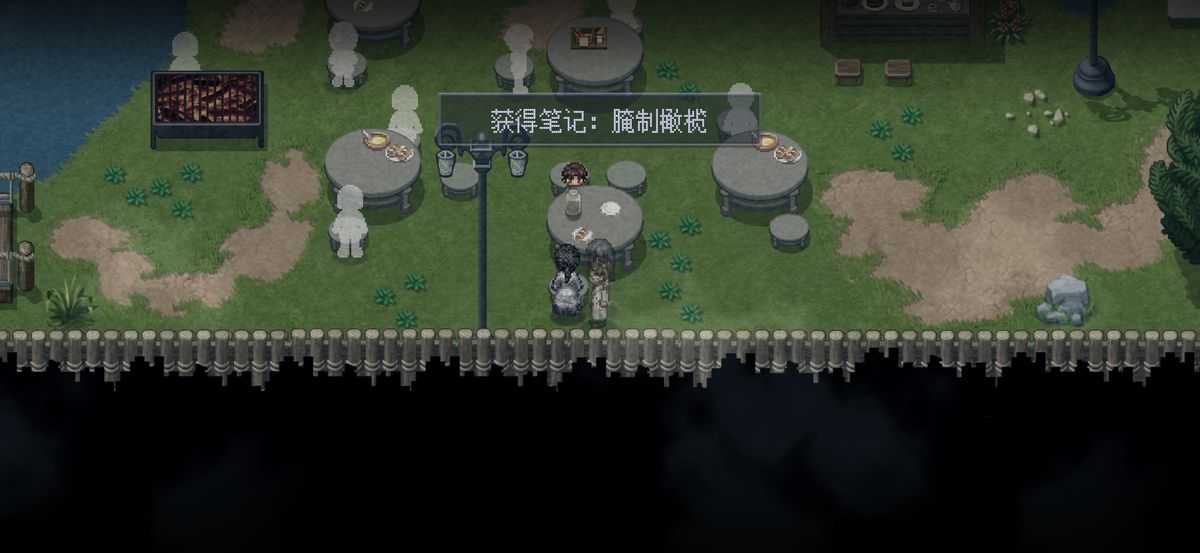 餐桌上摆放着童年食物