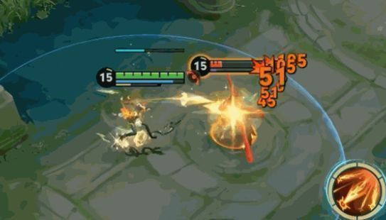 蚩姹在团战中切换形态进行多段位移与连招释放，展现灵活战斗风格