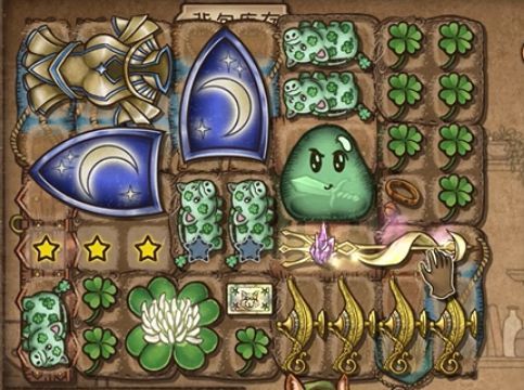 玩家在背包界面进行装备合成操作，展示腐败熊猫之锅的合成过程与属性提升