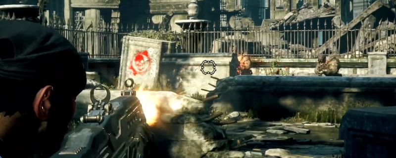 《战争机器：重装上阵》游戏界面截图，显示英文菜单及角色装备信息，背景为废墟战场场景