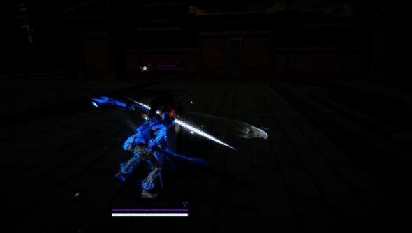 双戟玩家在战场中腾空跃起，释放“战龙在天”技能，周身金光环绕，气势磅礴