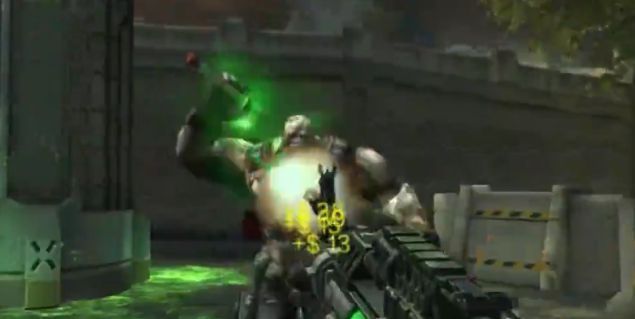 竞技模式中玩家使用幽冥毒王在走廊释放毒液，敌方角色进入后血量快速下降