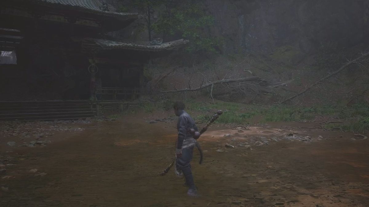 远景镜头展示宏大世界，山脉连绵，云雾缭绕，极具东方美学