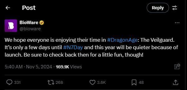 BioWare官方推特截图，发布关于N7日的温馨提醒，背景为《质量效应》LOGO与星空