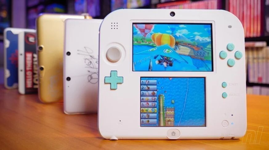 3DS与Wii U服务终止公告界面，屏幕上显示‘在线服务已结束’的提示