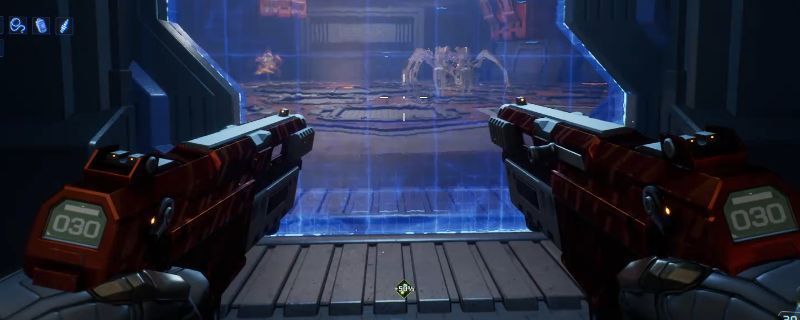 《死域Rogue》游戏中《短兵相接》任务场景截图，显示狭窄通道内敌人逼近，玩家角色处于战斗准备状态