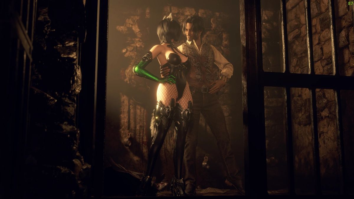 战斗场景中艾达王跃起射击，特效与装甲动态表现流畅