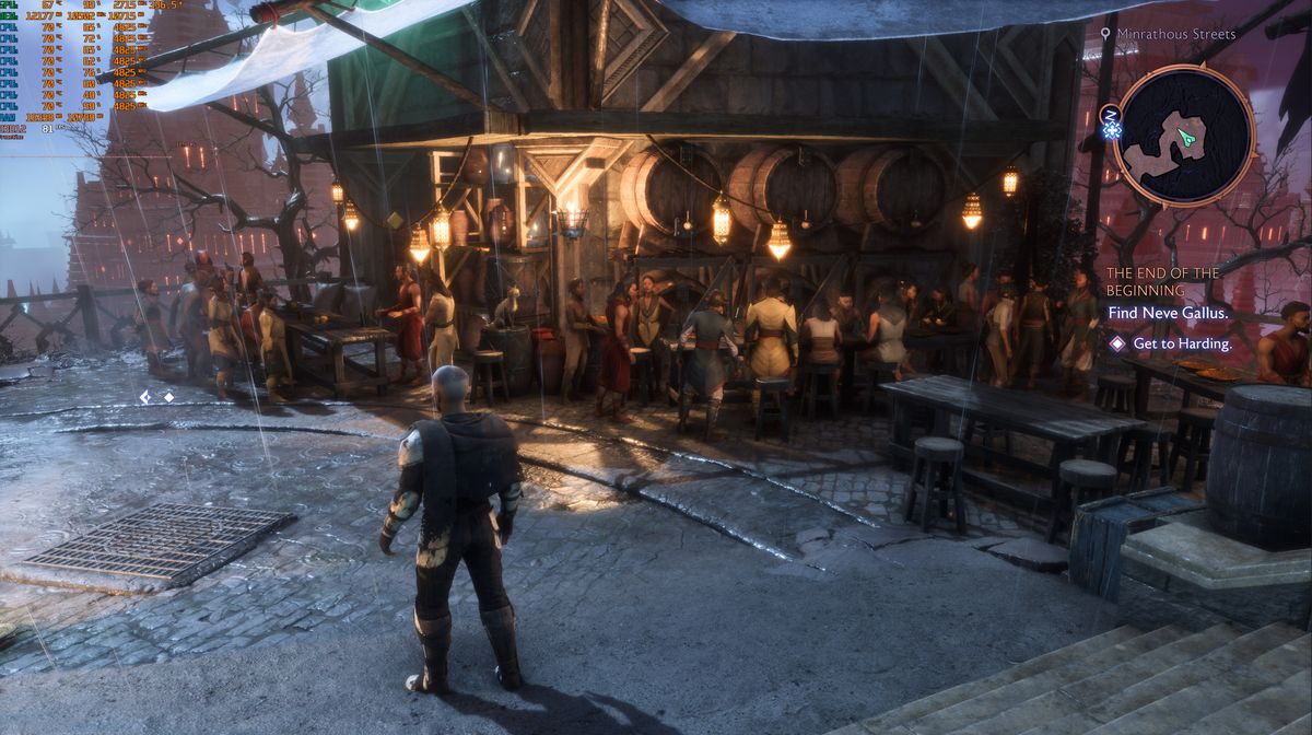 游戏中同一场景下开启与关闭光追反射的对比，开启后反射更真实、细节更丰富