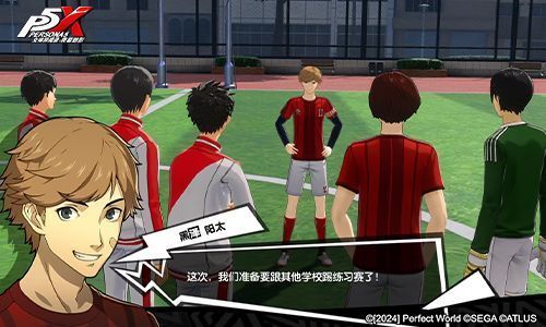 游戏内福利界面截图，展示‘雏鸟计划’升级内容，包括新增时装、头像框及奖励列表