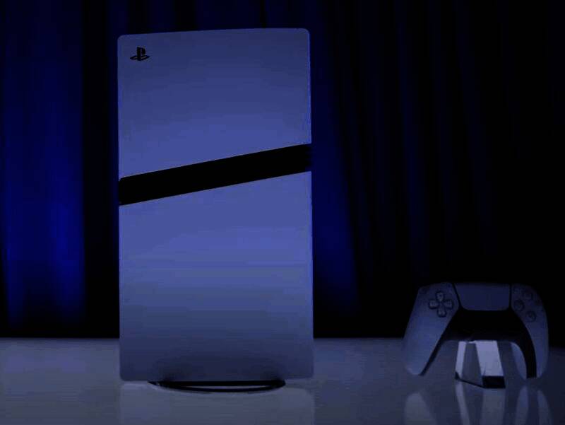 PS5 Pro主机首次开箱展示，白色机身搭配黑色装饰条，整体设计延续经典风格