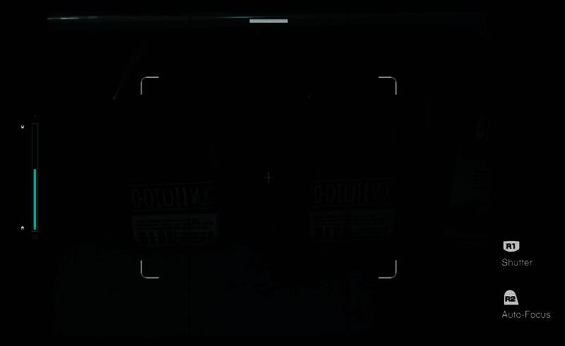 《丧尸围城：豪华复刻版》中肉类区的奶牛海报纹理明显失真，图案拉伸变形严重